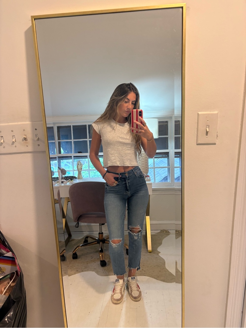 MOTHER Cropped High-Rise Distressed Blue Jeans